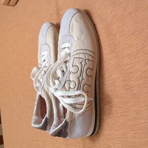 Tory Burch Sneakers size 8